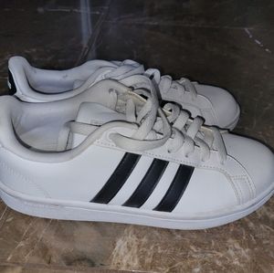 Womes Adidas Shoes